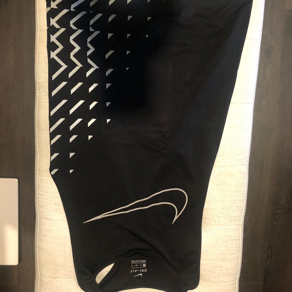 Nike Razorback - Picture 2 of 5